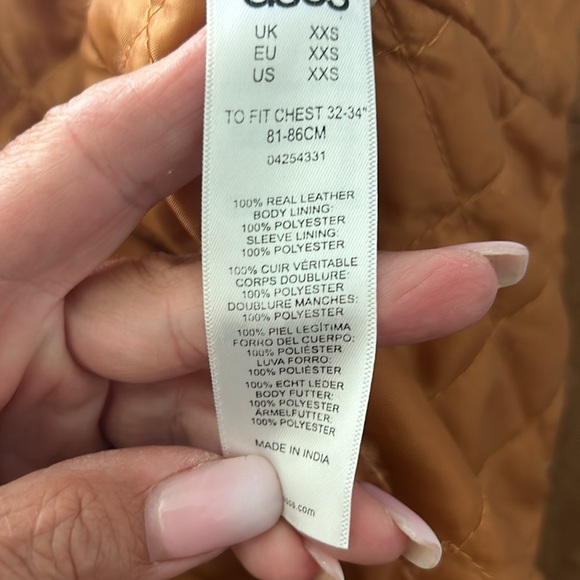 Leather moto jacket - Picture 6 of 6